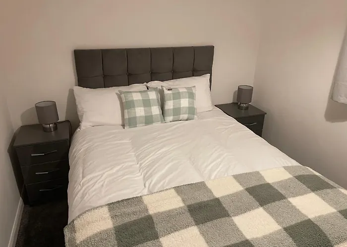 Hometel Digs Large Detached Spacious Comfy Home