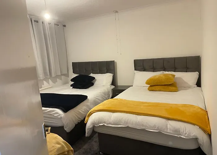 Hometel Digs Large Detached Spacious Comfy Home